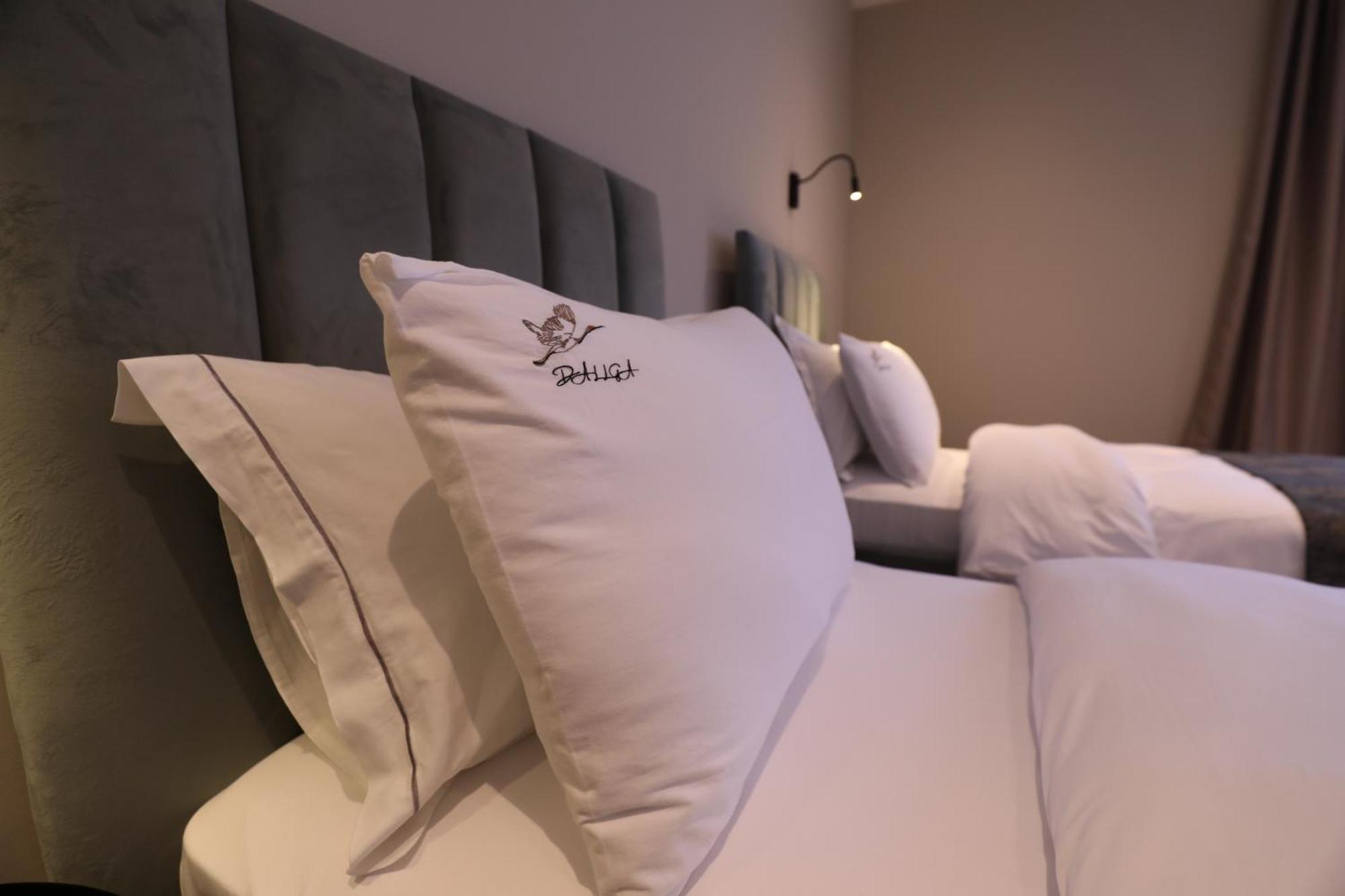Dallga Suites Tushemisht Luaran gambar