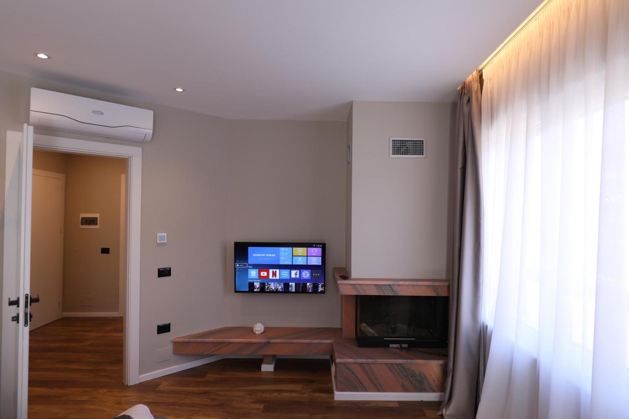 Dallga Suites Tushemisht Luaran gambar